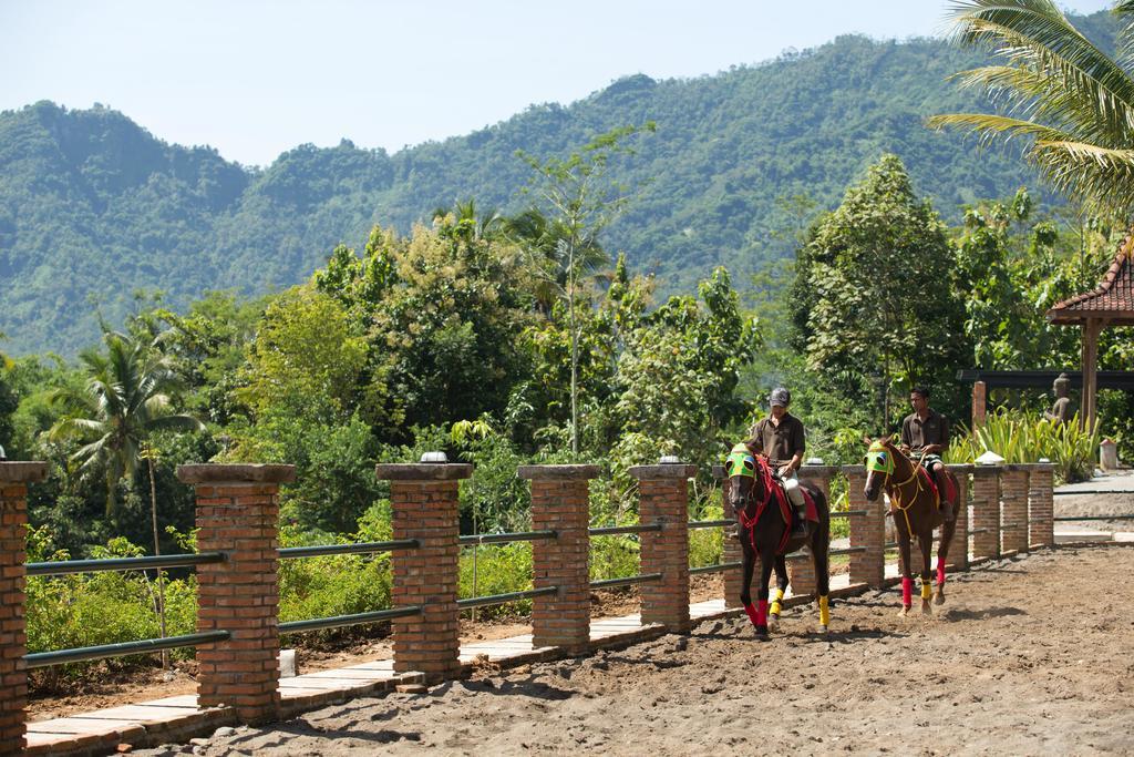 Plataran Borobudur Magelang Buitenkant foto